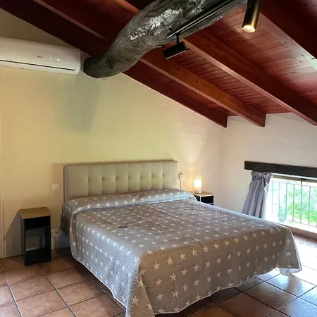 Casa Vella Del Cuni * Roda de Ter